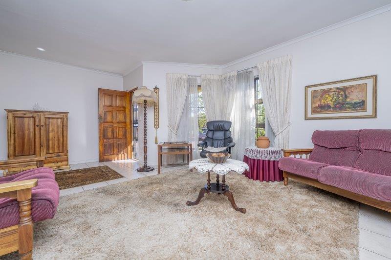 To Let 3 Bedroom Property for Rent in Sonstraal Heights Western Cape